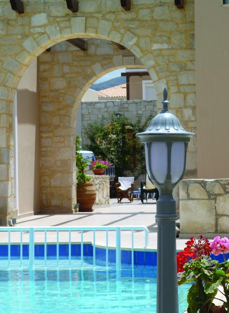 Azure Beach Kissamos Ngoại thất bức ảnh
