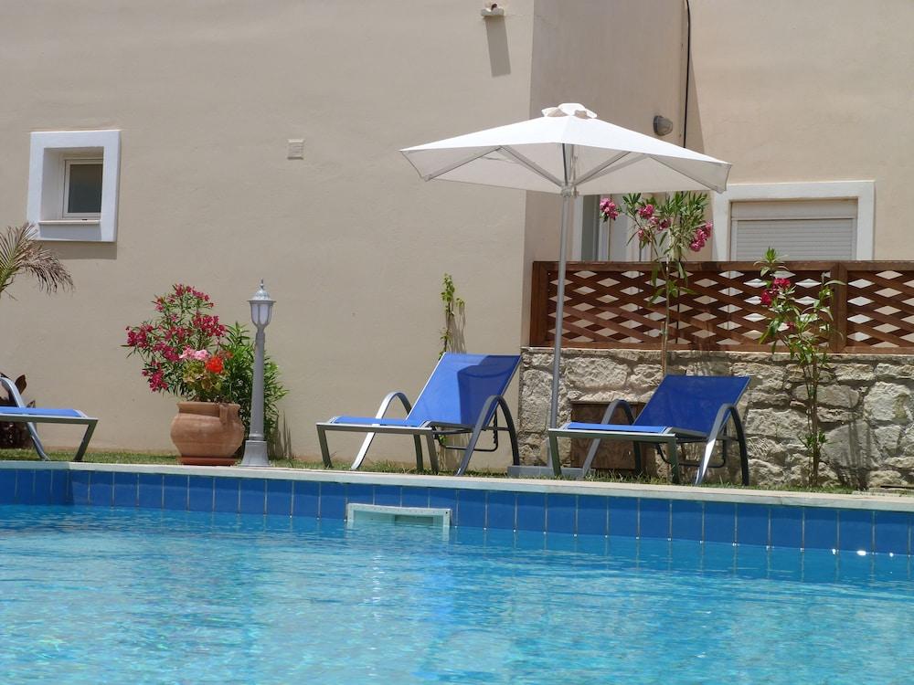 Azure Beach Kissamos Ngoại thất bức ảnh