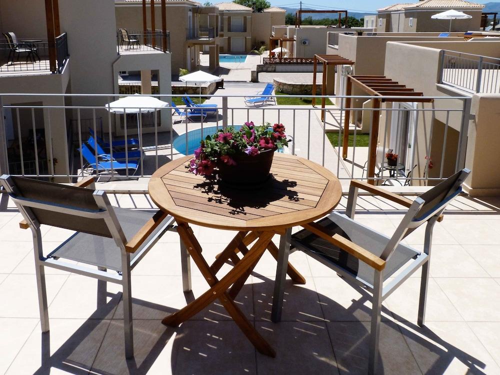 Azure Beach Kissamos Ngoại thất bức ảnh
